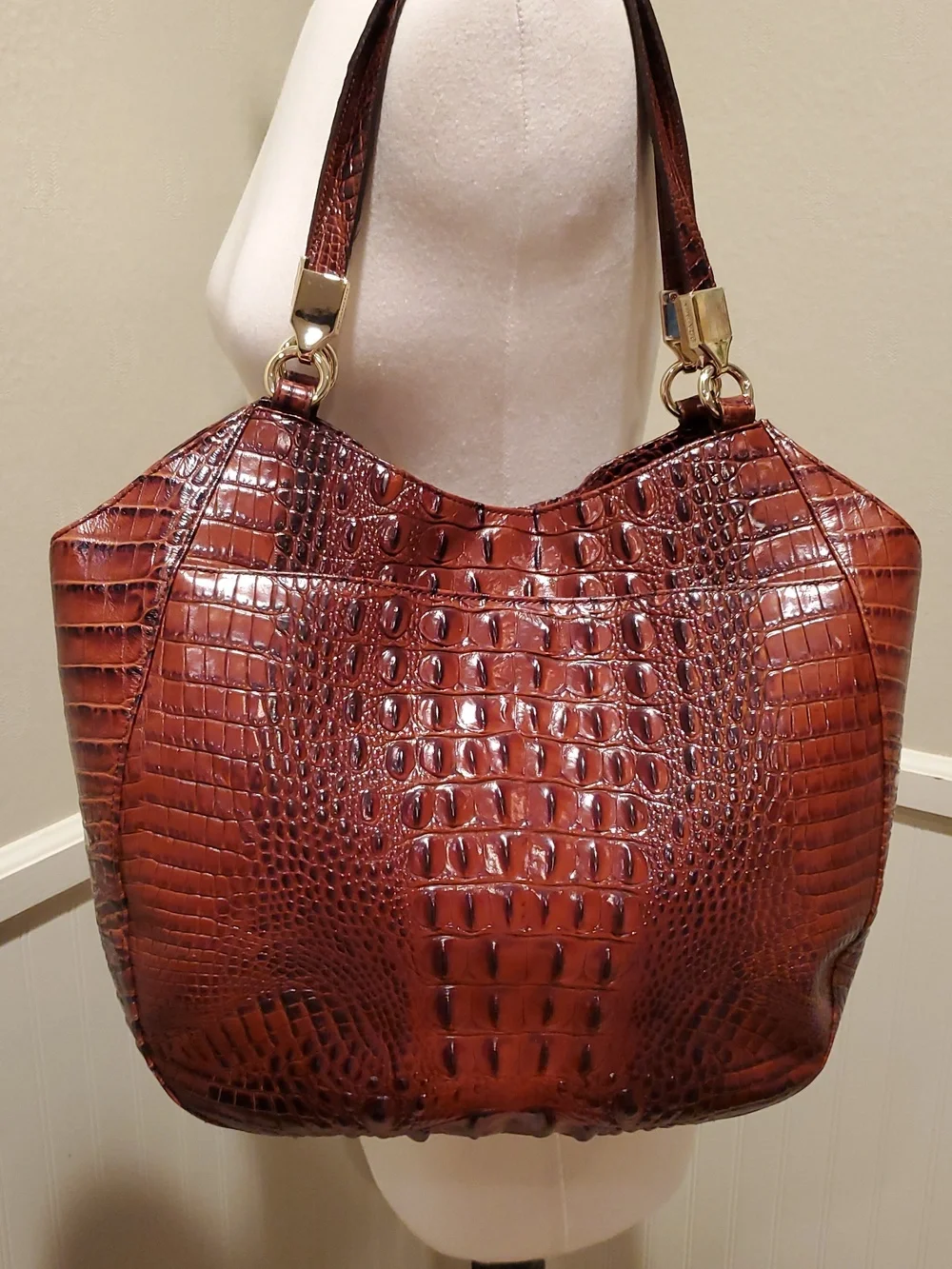 Like NEW Brahmin Marianna Alzette Croc Shoulder Tote - Picture 5 of 14